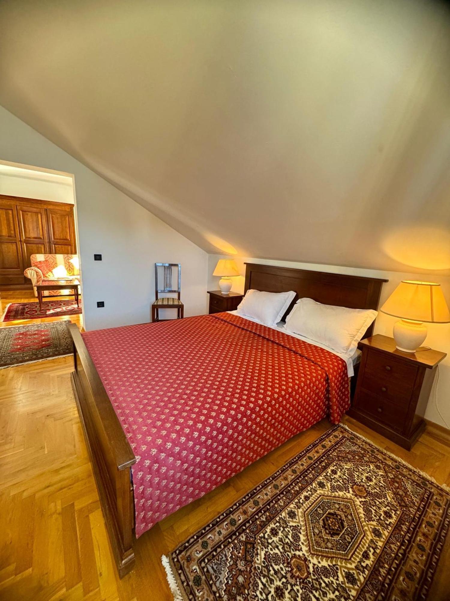 Villa Rava Hotel & Restaurant Bagian luar foto